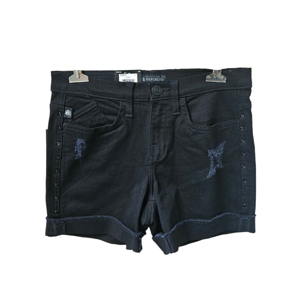 NWT ROCK & REPUBLIC Women's distressed rivet mid- rise black sexy shorts Size 4 - Picture 3 of 16
